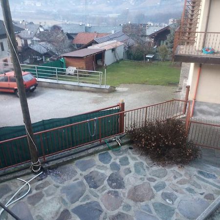 Camera Fenis Dış mekan fotoğraf