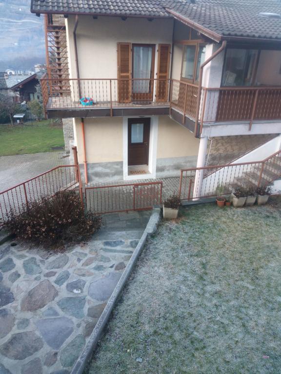 Camera Fenis Dış mekan fotoğraf